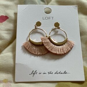 NWT Ann Taylor Loft Fringe Earrings, Vintage Blush